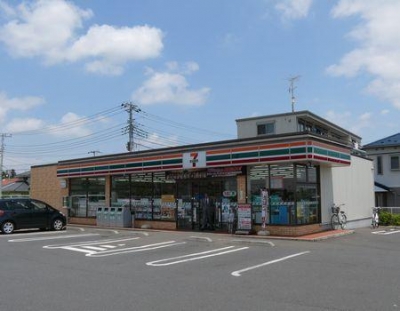 コンビニ　セブンイレブン流山セントラルパーク店（コンビニ）まで266m