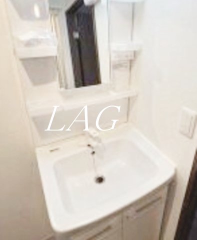 洗面設備　洗面台です。