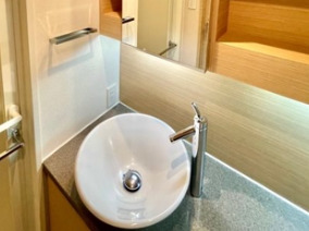 洗面設備　※別部屋の参考写真です。