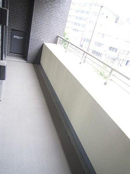 バルコニー　※別部屋の参考写真です。