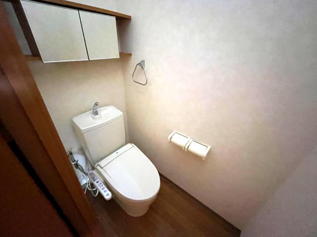 トイレ　シャワー付トイレ