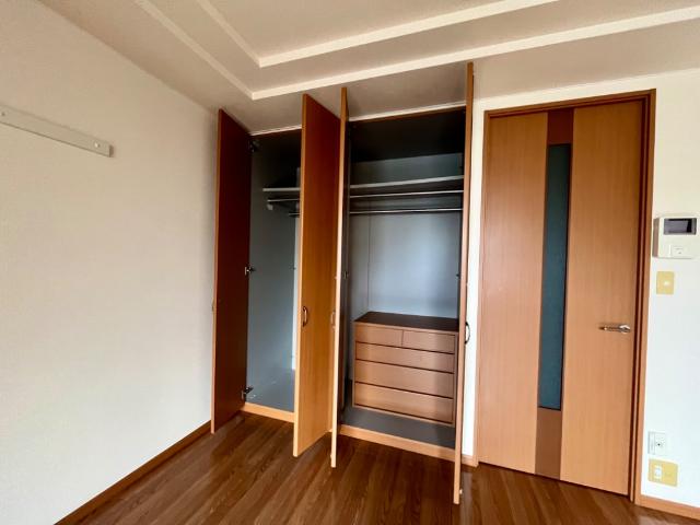 収納　クローゼット