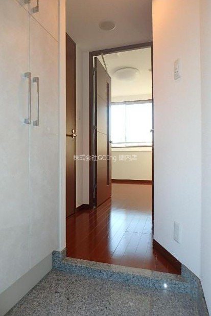 玄関　※参考写真です。