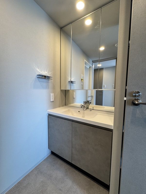 洗面設備　洗面所です