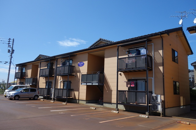 建物外観　閑静な住宅街