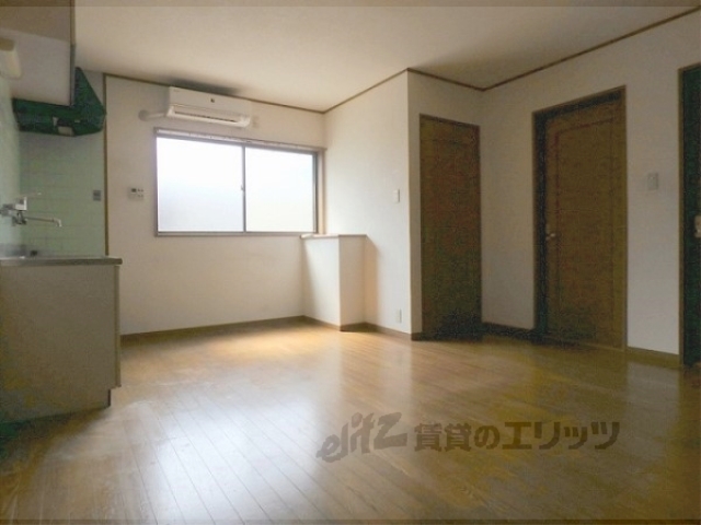 居室・リビング　リビング