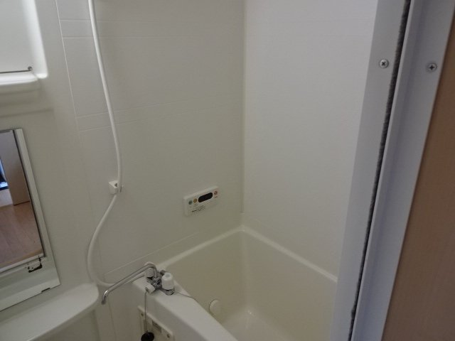 バス・シャワールーム　バス（イメージ）