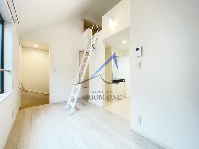 居室・リビング　洋室のお部屋です。