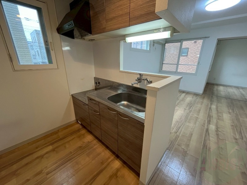 キッチン　キッチンはスペースも広々していて使いやすそうですよ！