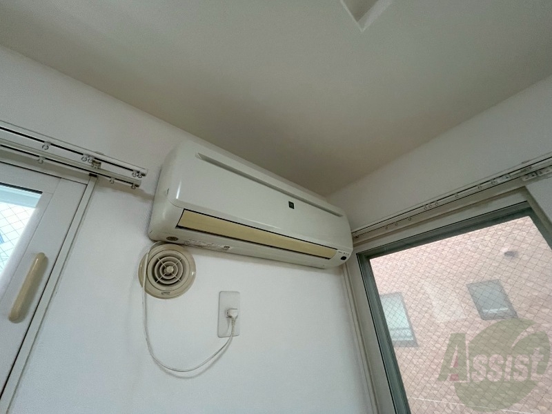 その他設備　エアコンもあり暑い夏もこれで快適ですよ～