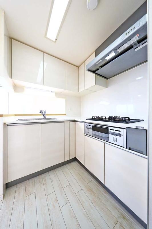 キッチン　L字型キッチンです