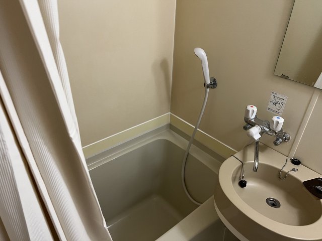 バス・シャワールーム　シンプルで機能的なユニットバスです！