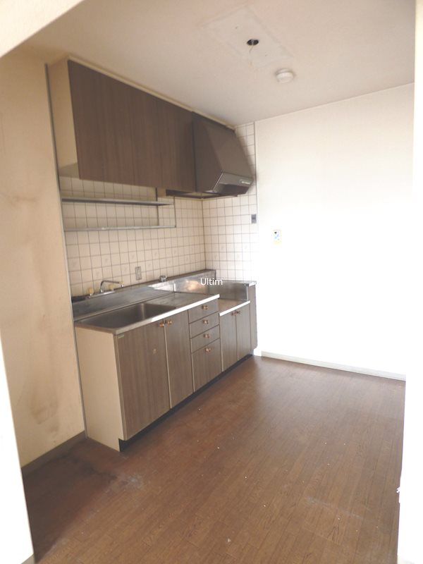 キッチン　※同タイプの他のお部屋です