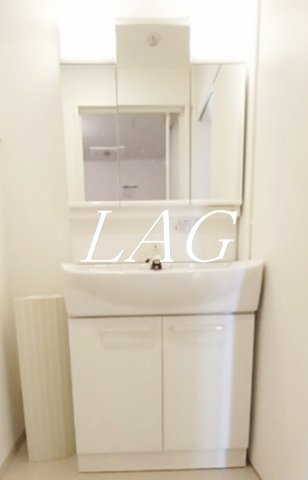 洗面設備　洗面台です。（同仕様です。）