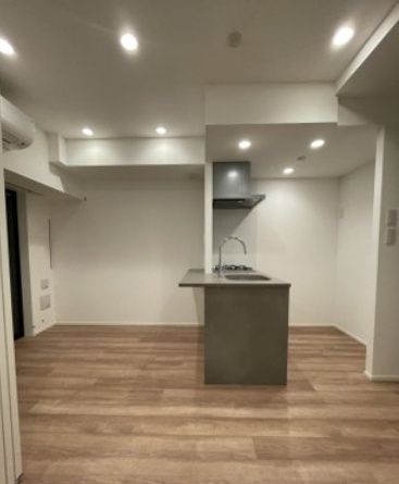 居室・リビング　☆明るい洋室☆