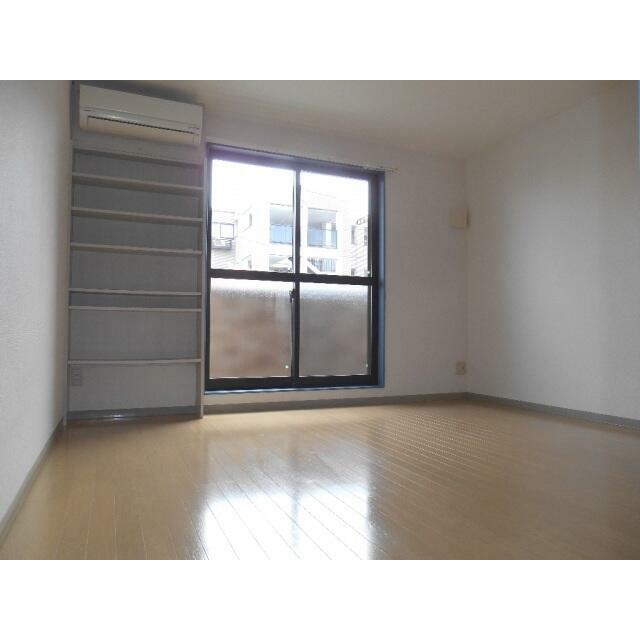 居室・リビング　フローリング8帖