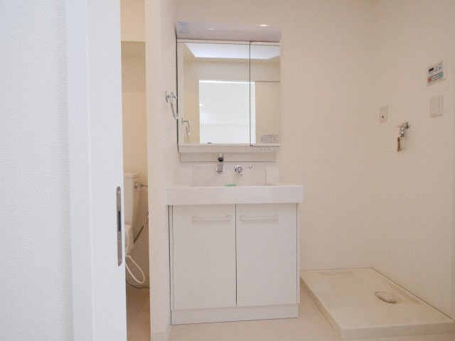 洗面設備　シャンプードレッサーです☆