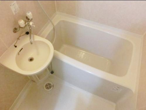 バス・シャワールーム　バス