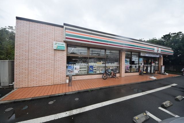 コンビニ　セブンイレブン大宮春岡店（コンビニ）まで504m