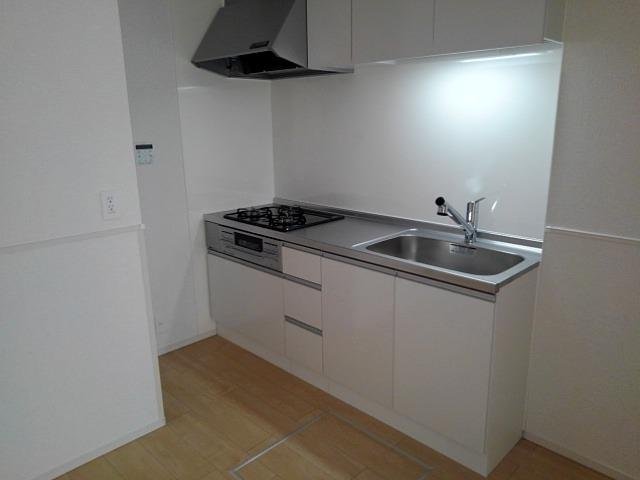 キッチン　コンパクトなキッチンで掃除もラクラク