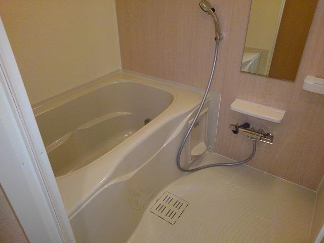 バス・シャワールーム　日々の疲れを癒すお風呂付です