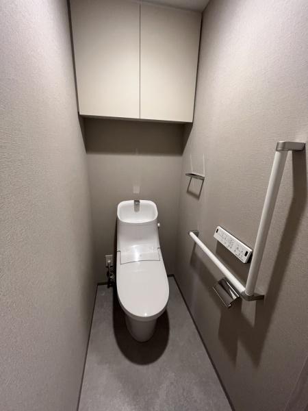 トイレ　ウォシュレット完備