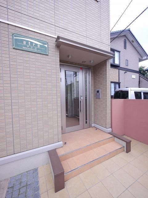 エントランス　★オートロック付のエントランスです★