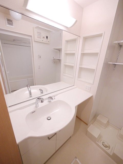 洗面設備　★人気の独立洗面台です★