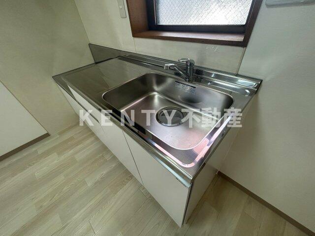 キッチン　※別部屋参考写真