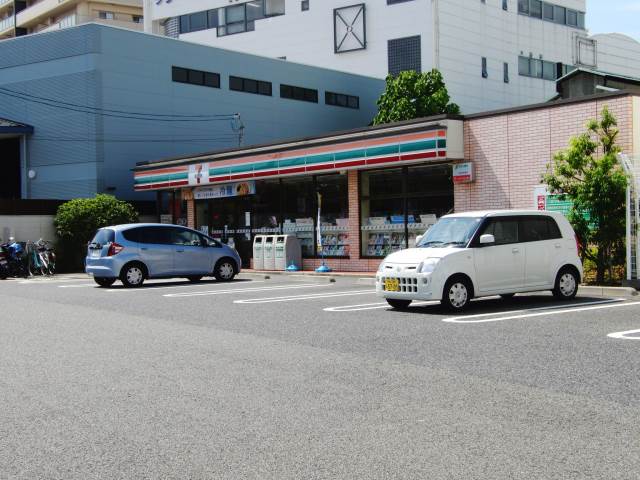 コンビニ　セブン－イレブン尼崎水堂町２丁目店（コンビニ）まで318m