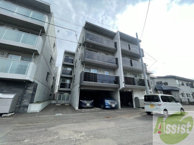 建物外観　札幌市中央区南二十一条西「コートロティＳ２１・Ｂ」