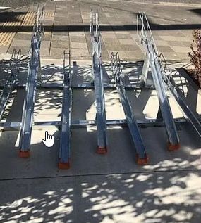 駐車場　駐輪場