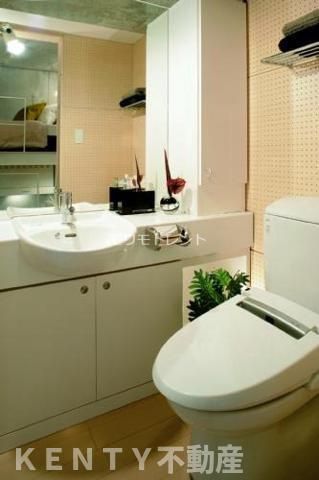 洗面設備　使いやすい洗面所です