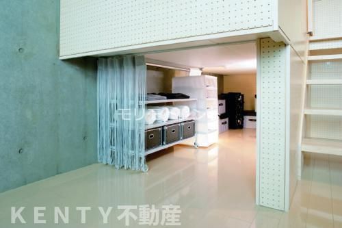 居室・リビング　ゆったりとした居間です