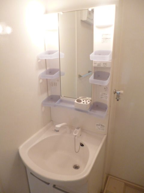 洗面設備　★あると嬉しい独立した洗面台です★