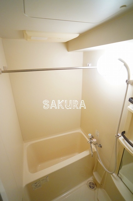 バス・シャワールーム　清潔感のある快適バスルーム♪