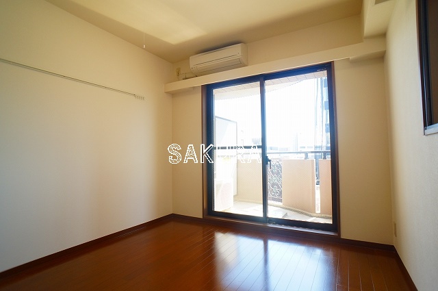 居室・リビング　開放感のあるゆったりとしたお部屋です♪