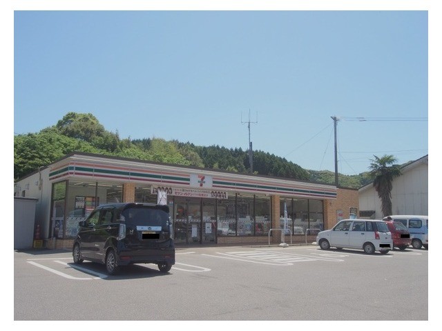 コンビニ　セブンイレブン嬉野一位原店（コンビニ）まで657m