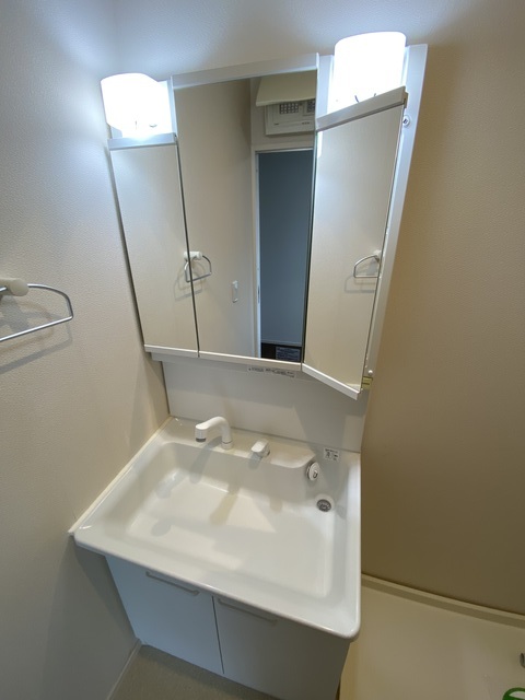 洗面設備　朝はここから