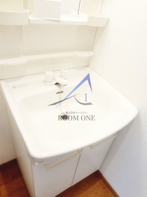 洗面設備　独立洗面台です。