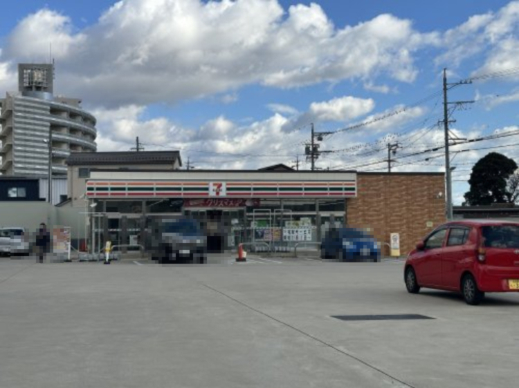 コンビニ　セブンイレブン 豊田市聖心町2丁目店（コンビニ）まで448m