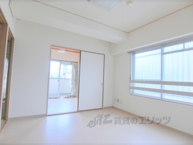 居室・リビング　洋室