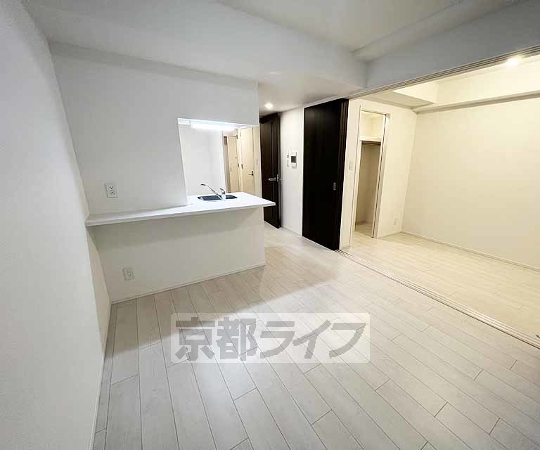 居室・リビング　阪急西院駅徒歩１０分、設備充実物件！