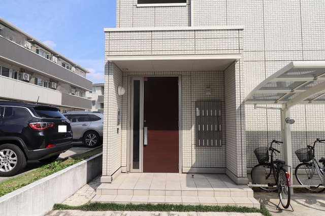 エントランス　エントランス