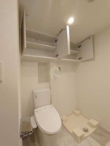 トイレ　DeLCCS IKEBUKURO