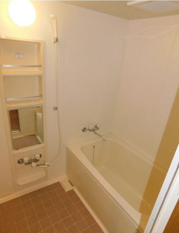 バス・シャワールーム　別部屋参考画像