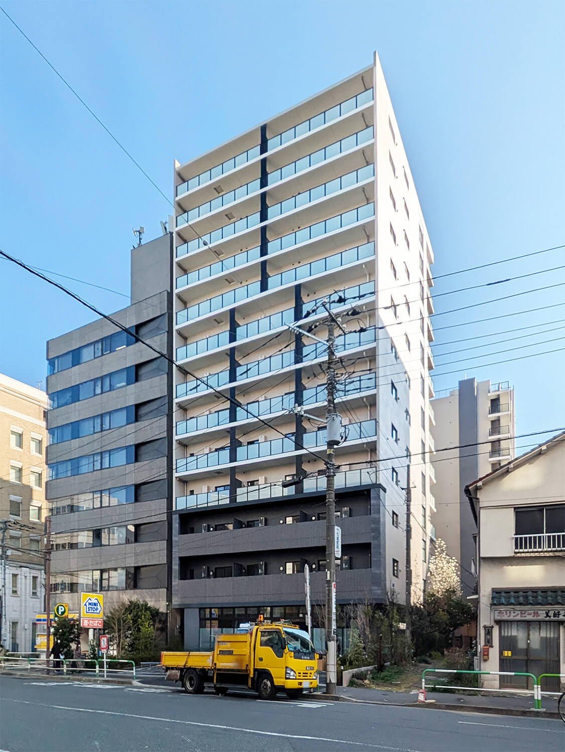 建物外観　【外観】