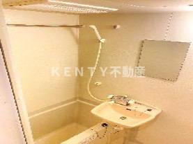 バス・シャワールーム　お風呂で日々の疲れを落としましょう