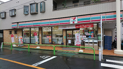 コンビニ　セブンイレブン 板橋南町店（コンビニ）まで521m