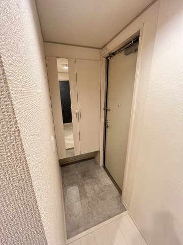 玄関　※同シリーズ参考画像